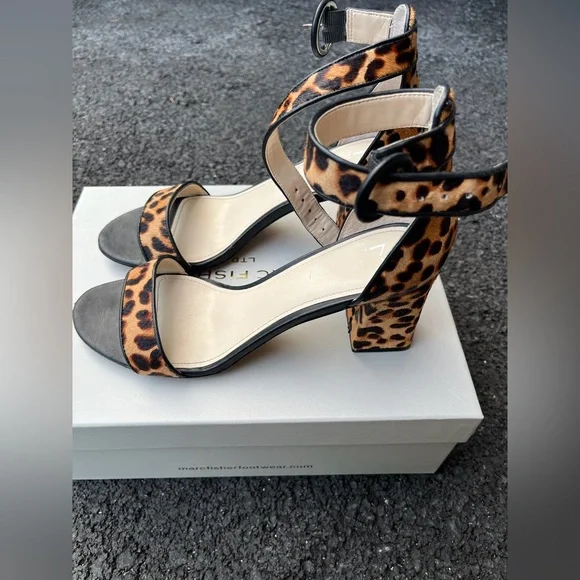 Marc Fisher LTD. Women's Karlee Leopard Print Block Heel Sandals - Picture 7 of 8